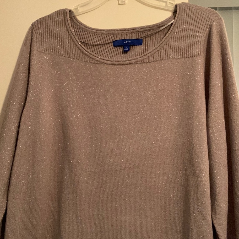 Apt 9 Ladies Long sleeved sweater, XL